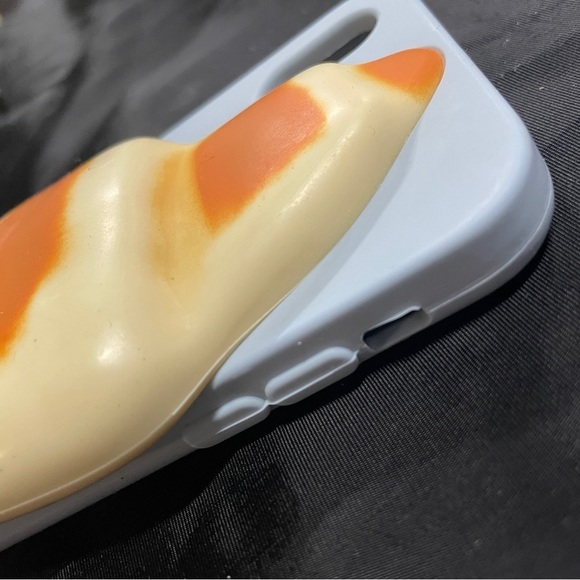 BAN.DŌ Croissant 3D phone Cover/case light blue, FUN novelty - Picture 5 of 9